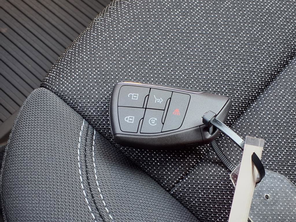 New 2026 Chevrolet Traverse LT w/ Driver Confidence Package image 12