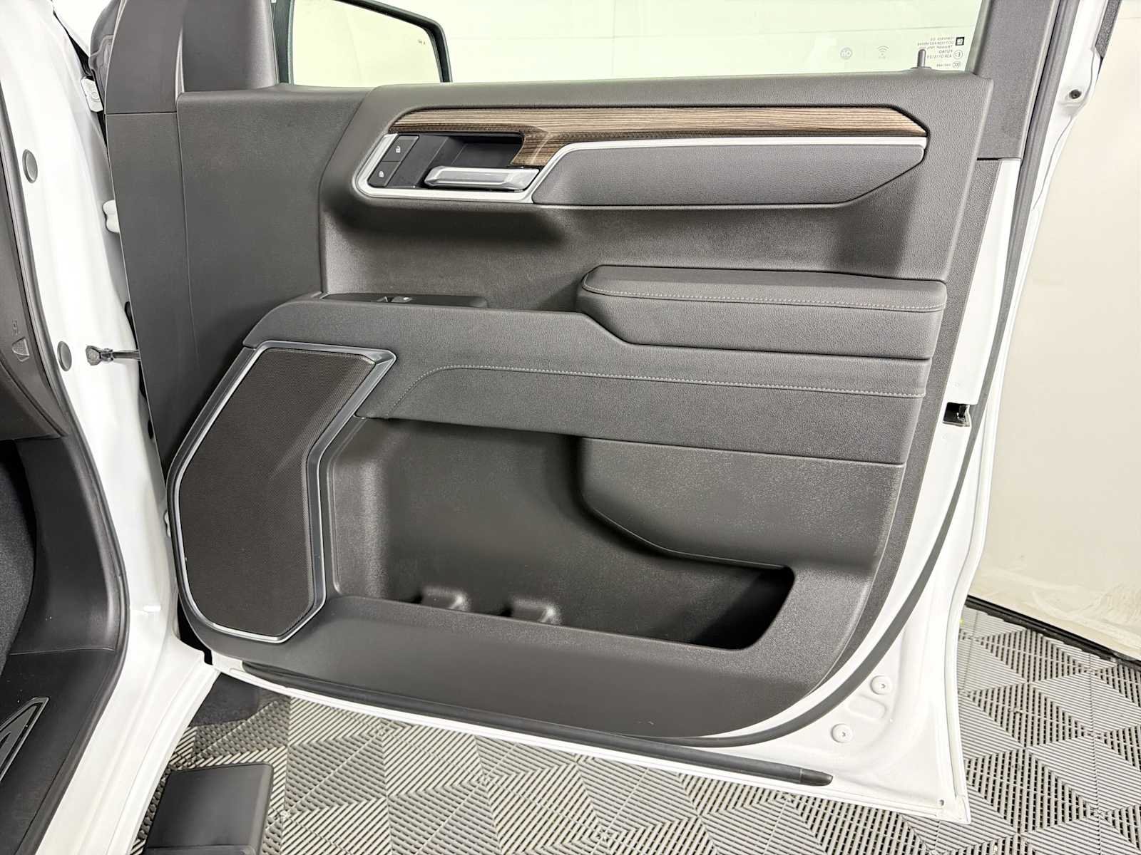 Certified 2025 Chevrolet Silverado 1500 LT w/ All Star Edition Plus RWD image 12