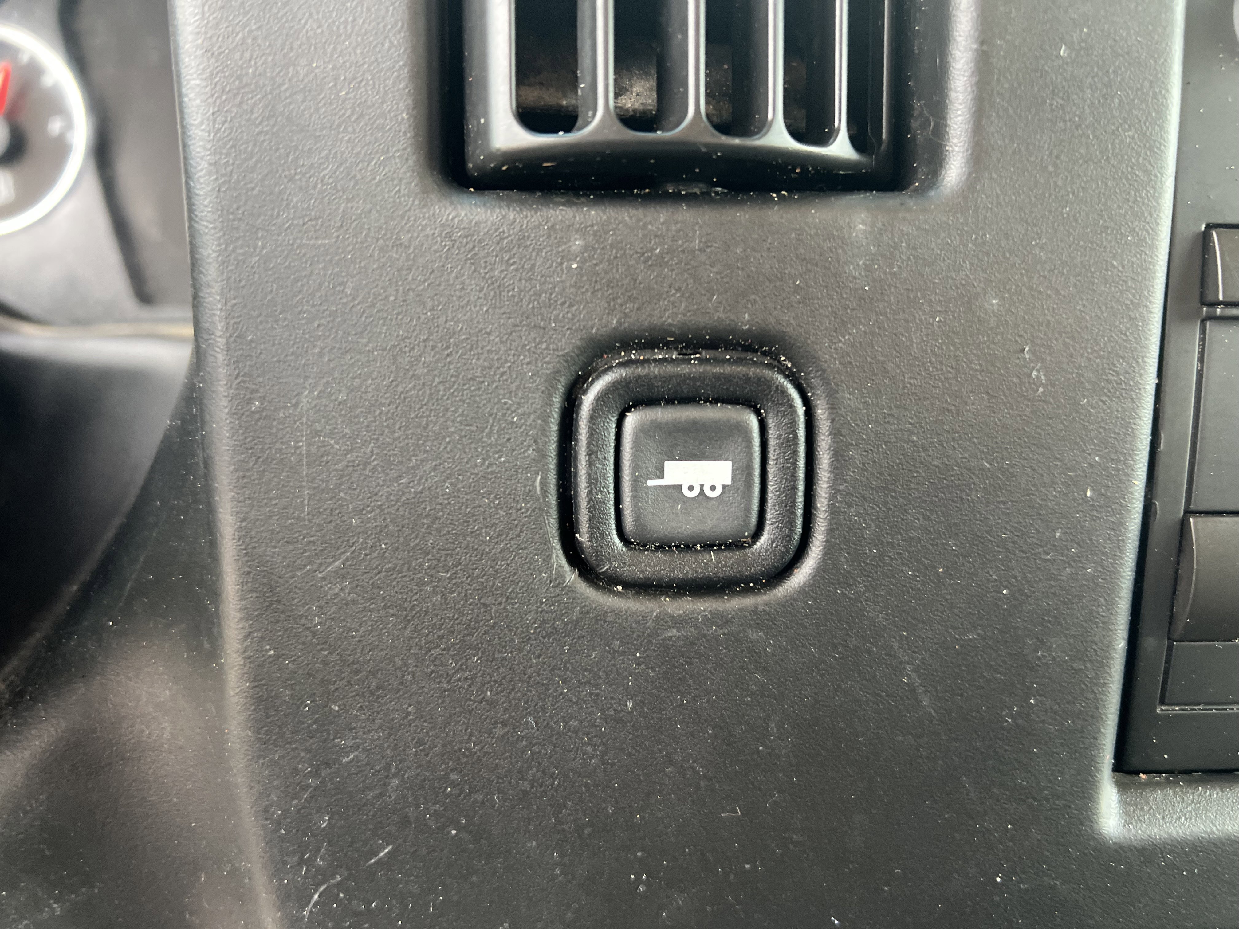 Used 2016 Chevrolet Express 3500 image 19