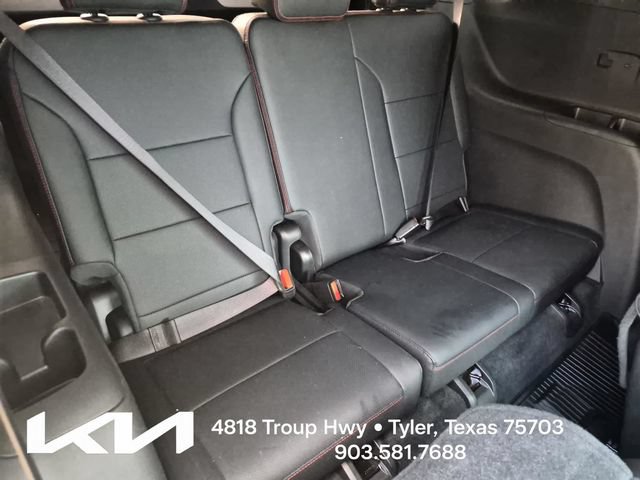 Used 2024 Chevrolet Traverse RS w/ LPO, Floor Liner Package AWD/4WD image 22