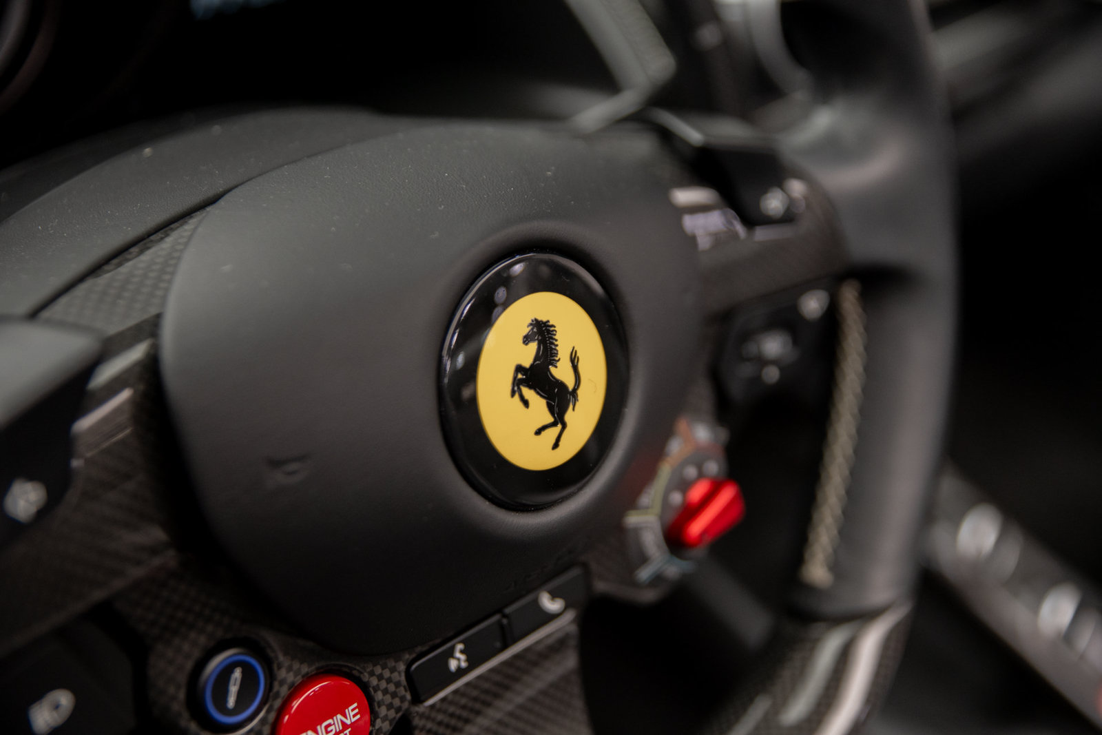 Used 2022 Ferrari 812 GTS RWD image 28