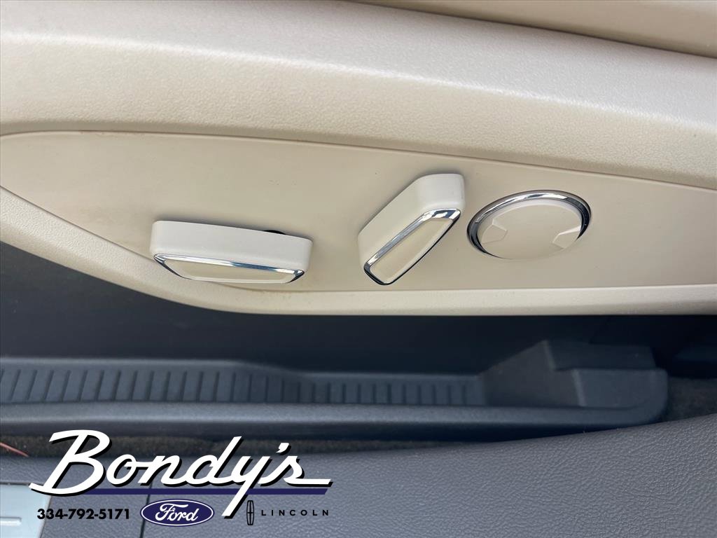 Used 2019 Lincoln Nautilus Reserve image 9