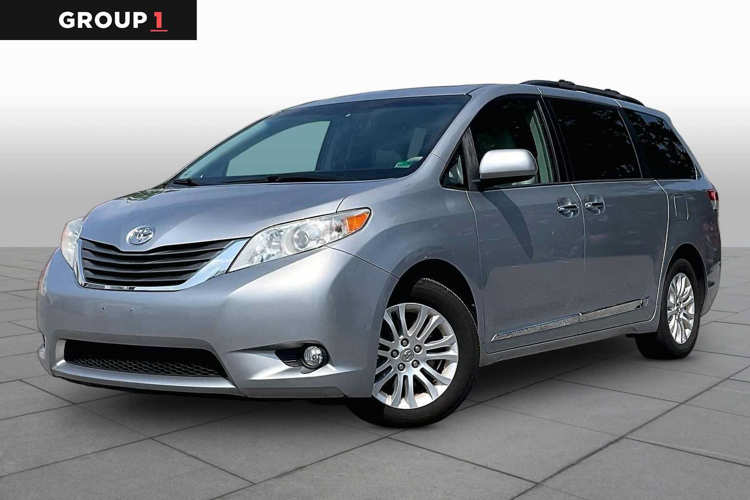 Used 2014 Toyota Sienna XLE w/ Entertainment Package
