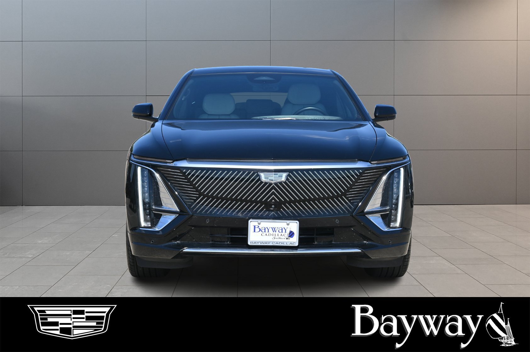 Certified 2024 Cadillac Lyriq Luxury AWD/4WD image 2