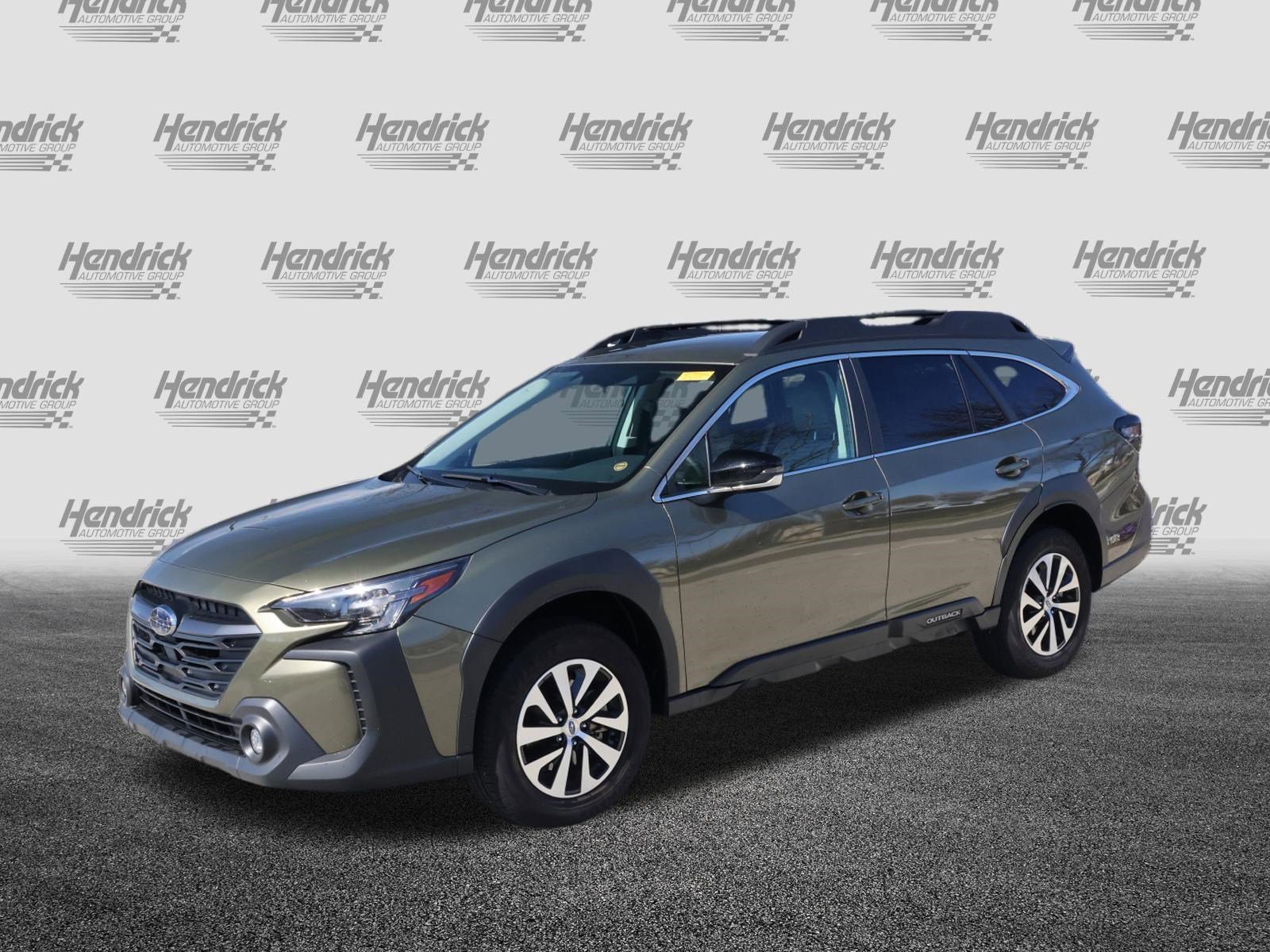 Used 2025 Subaru Outback Premium image 5