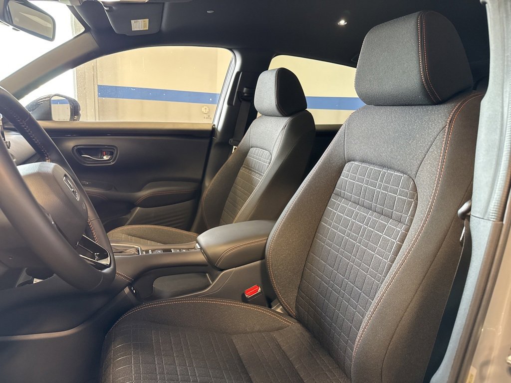 New 2025 Honda HR-V Sport image 17