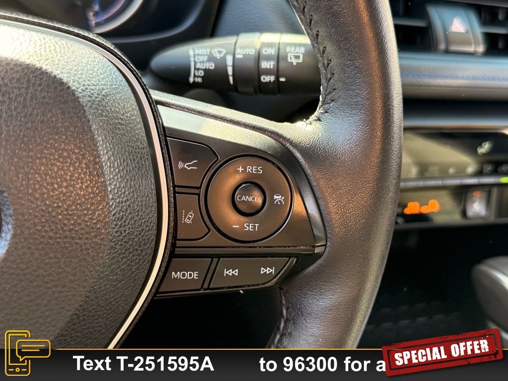 Used 2024 Toyota RAV4 SE w/ Convenience Package image 18