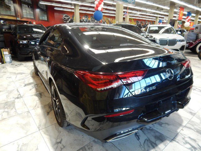 Used 2023 Mercedes-Benz CLA 250 4MATIC image 7
