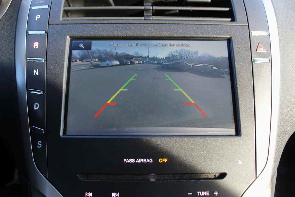 Used 2016 Lincoln MKZ AWD image 20