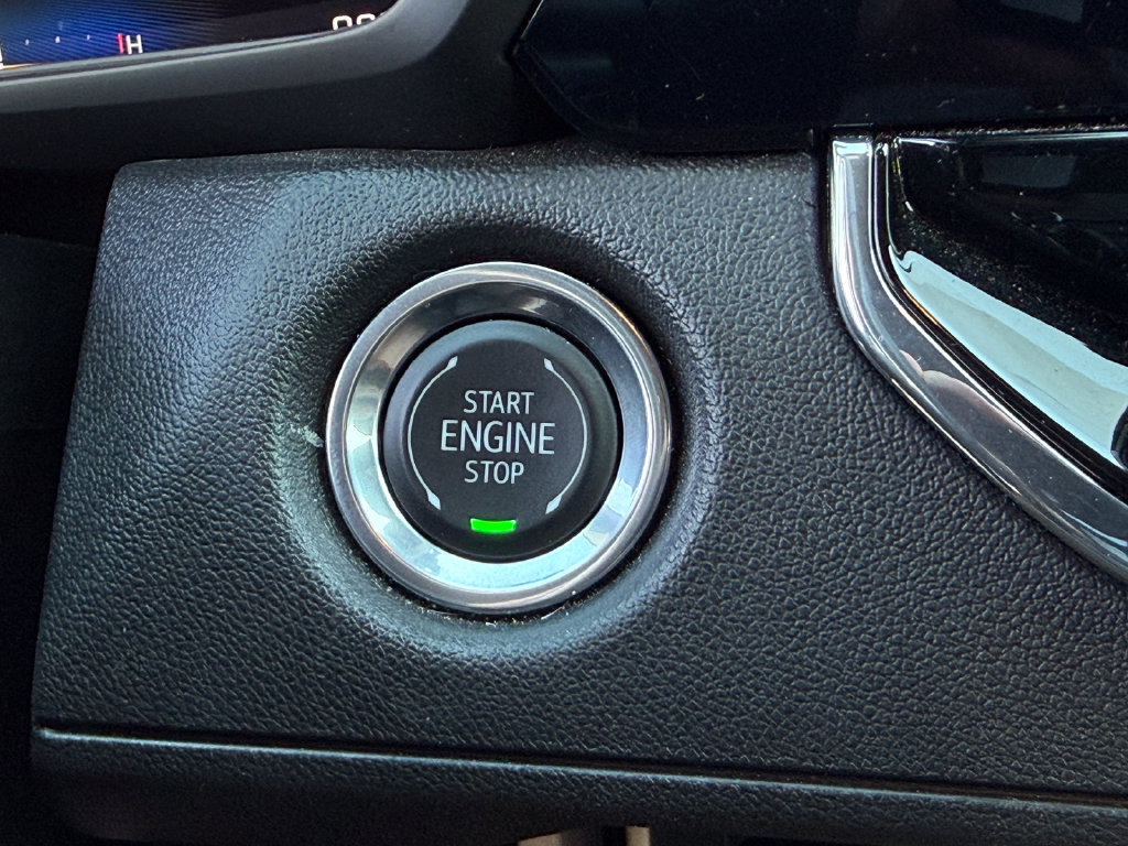 Used 2025 Chevrolet Colorado Trail Boss AWD/4WD image 7