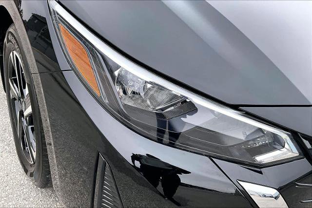 Certified 2025 Nissan Sentra SV w/ Trunk Package image 26