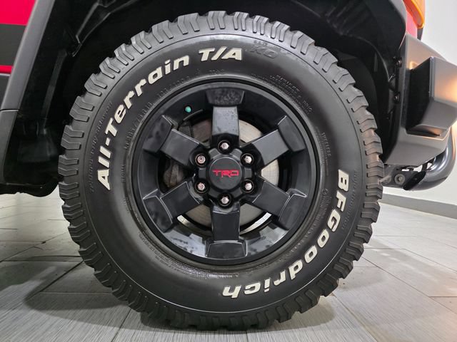 Used 2012 Toyota FJ Cruiser 4WD w/ Trail Teams Special Edition image 25