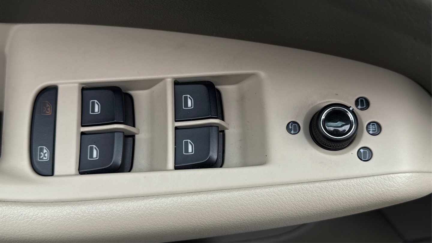 Used 2011 Audi Q5 2.0T Premium Plus image 45