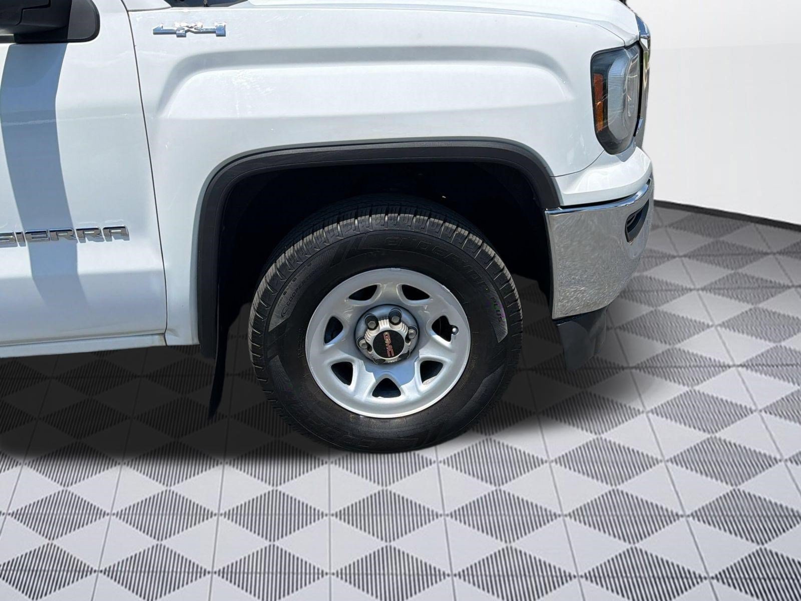 Used 2017 GMC Sierra 1500 4x4 Double Cab image 12