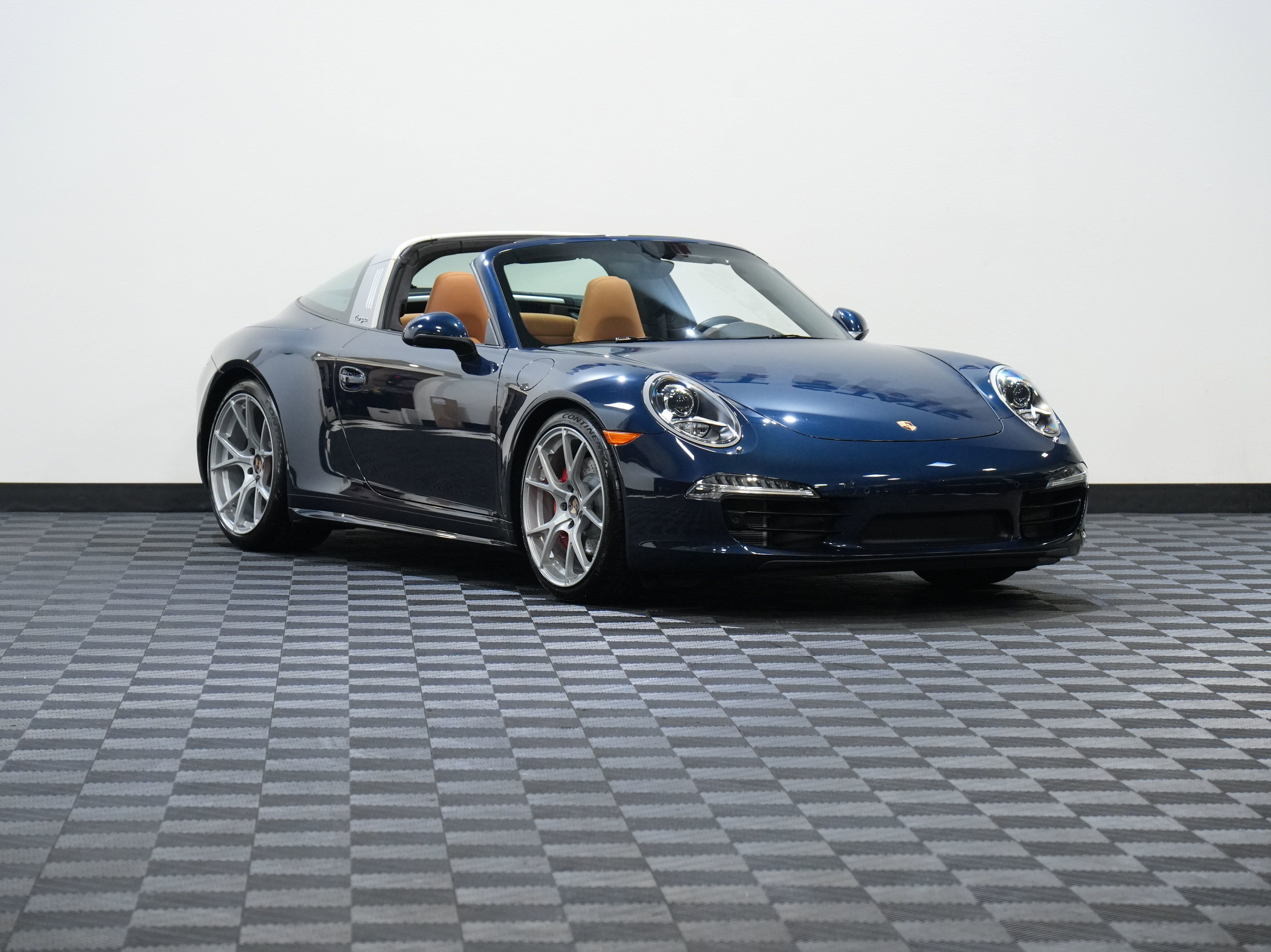 Used 2016 Porsche 911 Targa 4S AWD/4WD image 6