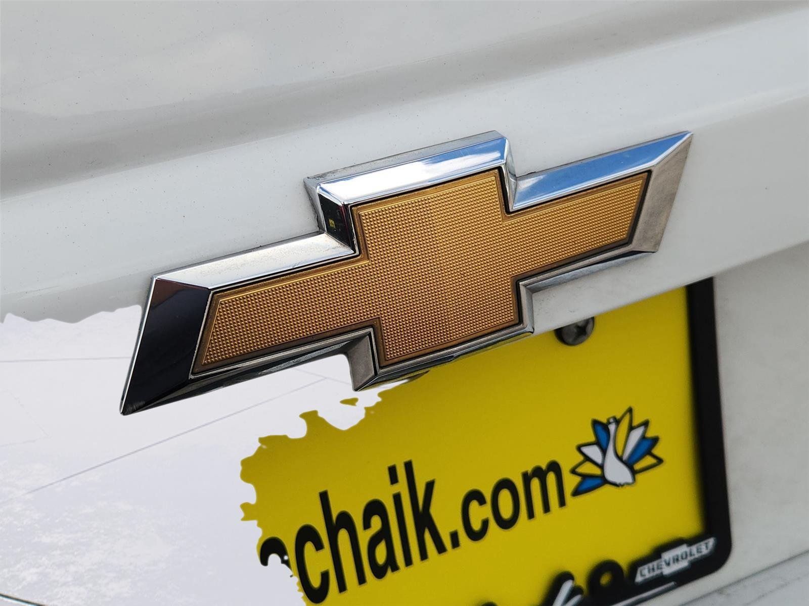 Used 2015 Chevrolet Suburban LT RWD image 29