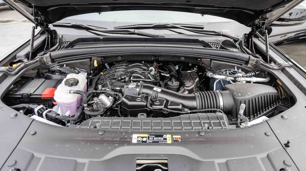 New 2025 Jeep Grand Cherokee L Limited w/ Black Appearance Package image 29