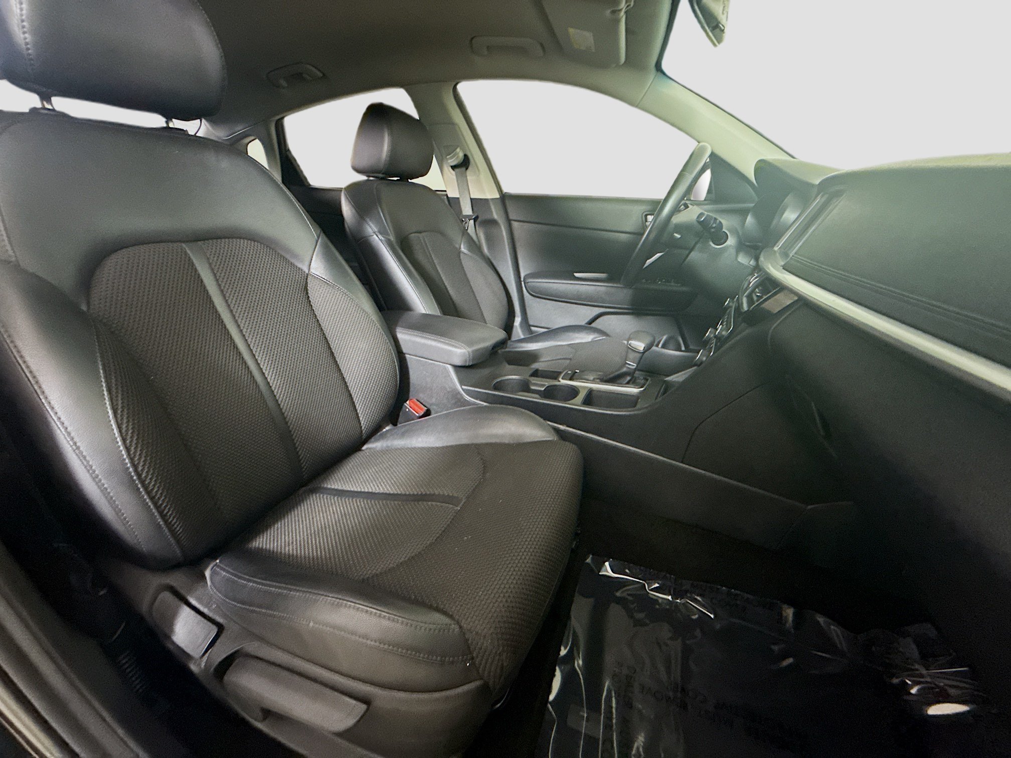 Used 2020 Kia Optima S FWD image 29