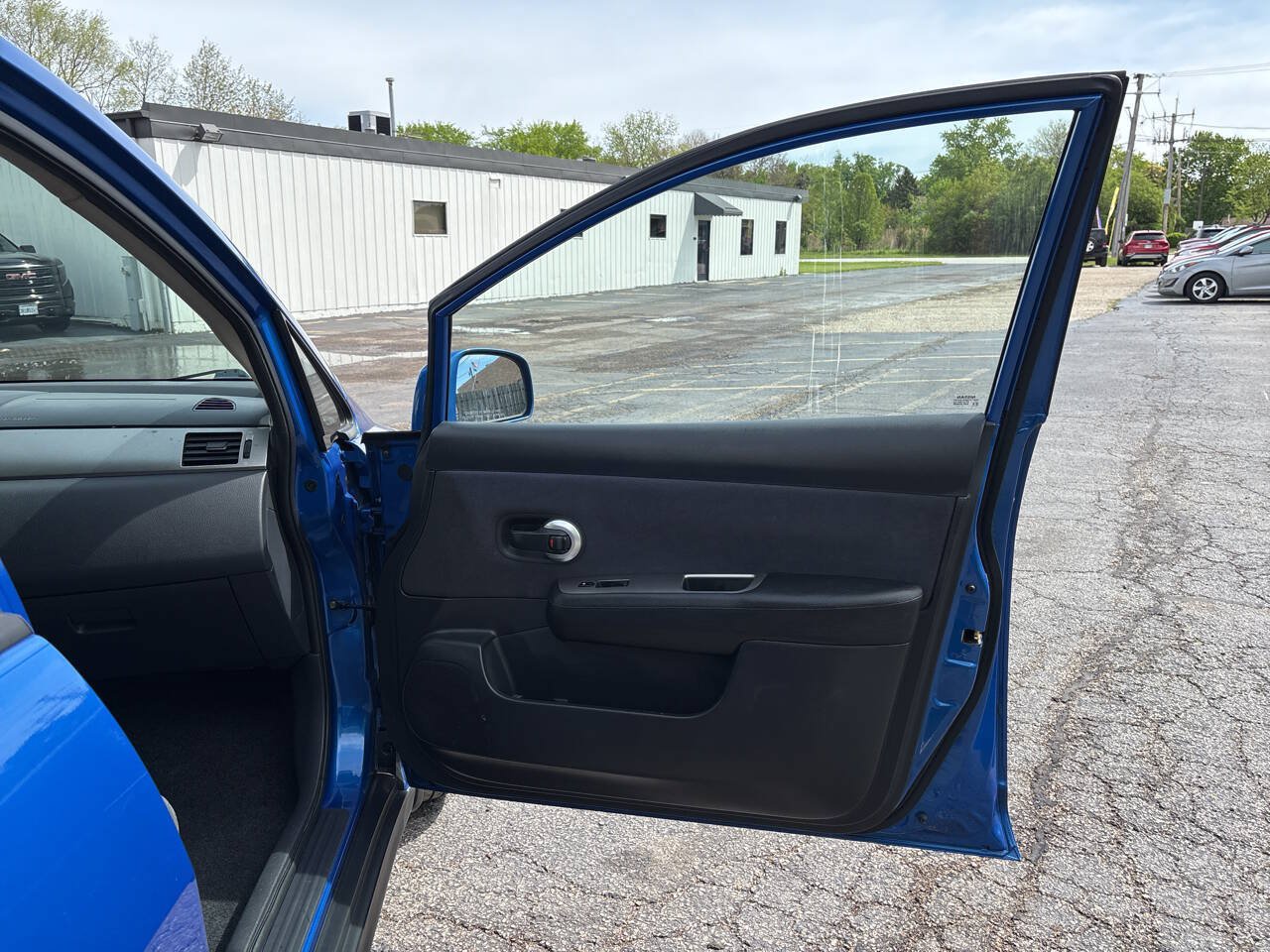 Used 2007 Nissan Versa 1.8 S w/ PWR Pkg FWD image 25