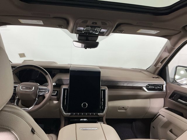 Used 2026 GMC Yukon Denali w/ Denali Reserve Package AWD/4WD image 25