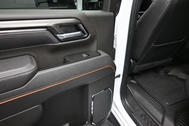 Used 2025 GMC Sierra 2500 AT4 AWD/4WD image 10