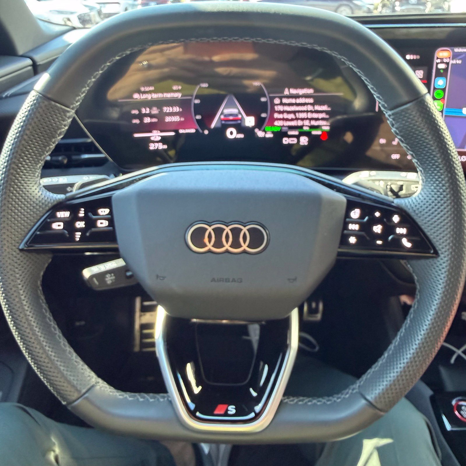 Used 2025 Audi SQ6 e-tron Prestige w/ 21" Black Optic Wheel Package AWD/4WD image 9