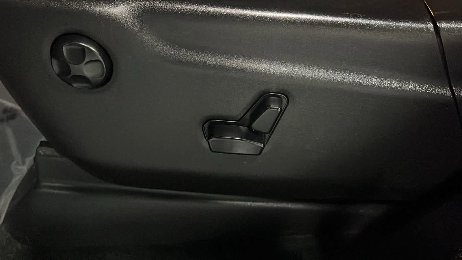 Used 2014 Jeep Grand Cherokee Limited AWD/4WD image 19