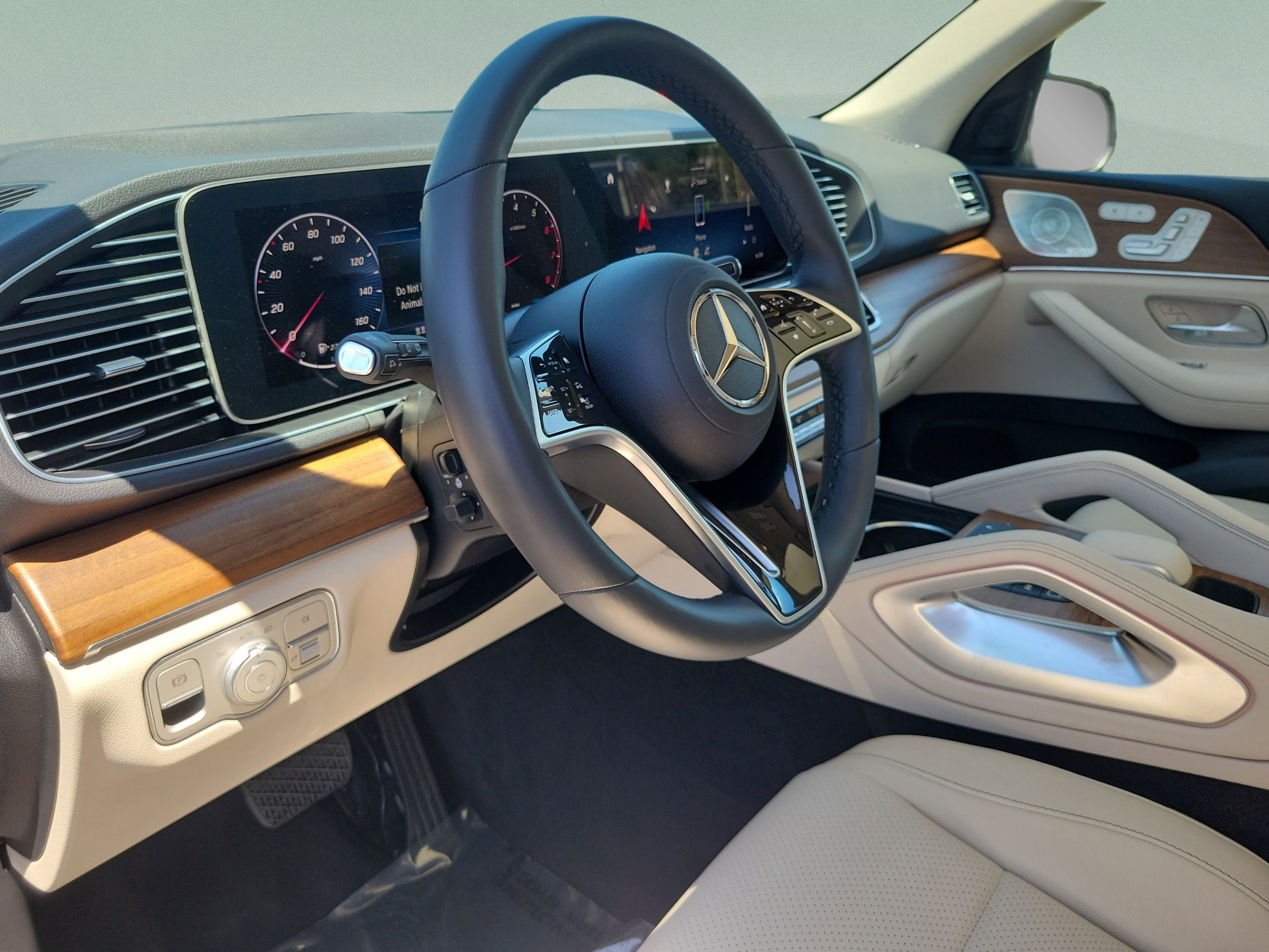 Certified 2026 Mercedes-Benz GLE 450 4MATIC image 15