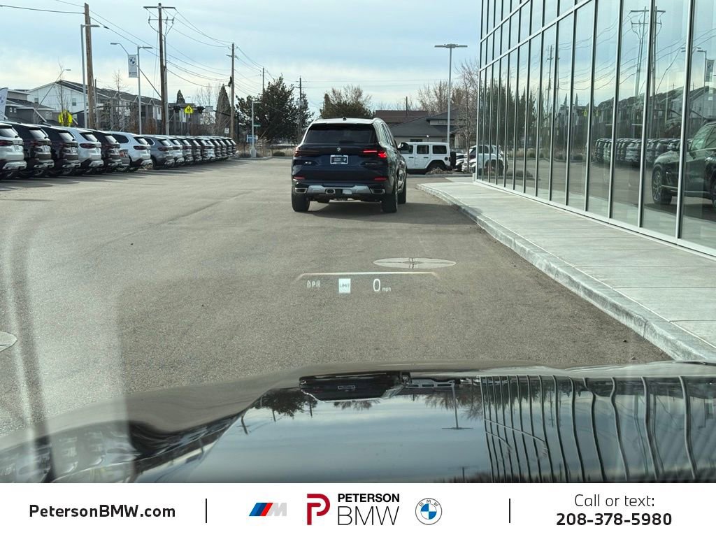 Used 2025 BMW 530i xDrive image 35