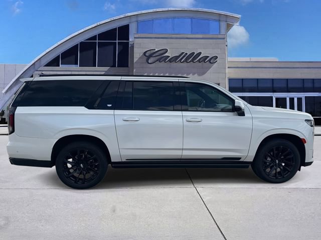 Used 2021 Cadillac Escalade ESV Sport w/ Driver Assist Tech Package image 4