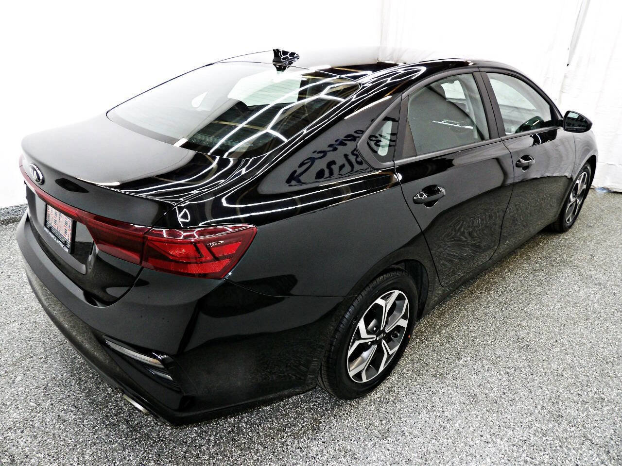 Used 2021 Kia Forte LXS image 6