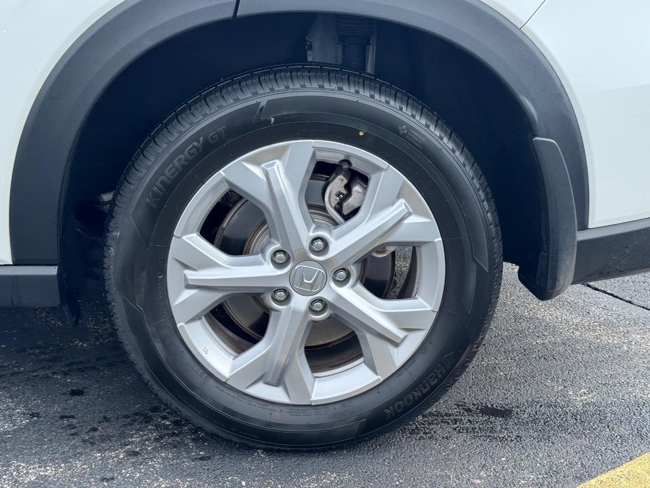 Used 2023 Honda HR-V LX image 7