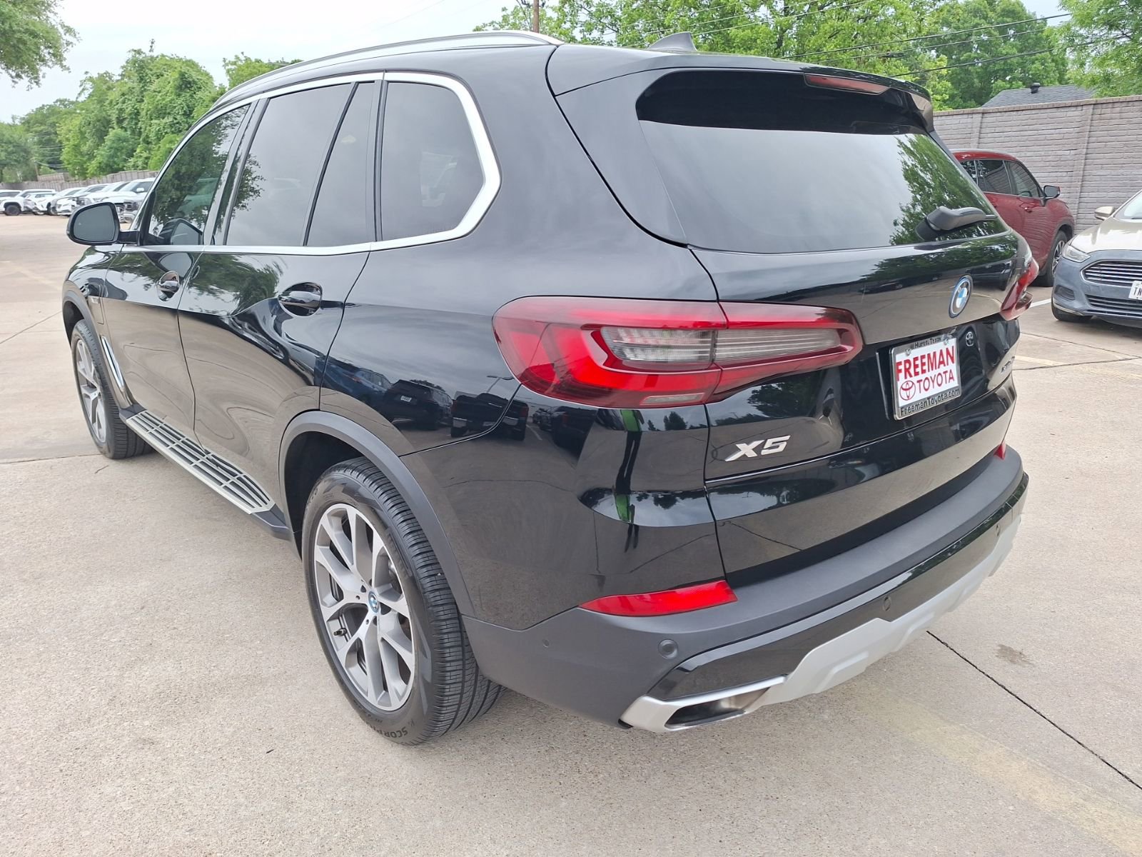 Used 2023 BMW X5 xDrive45e AWD/4WD image 4