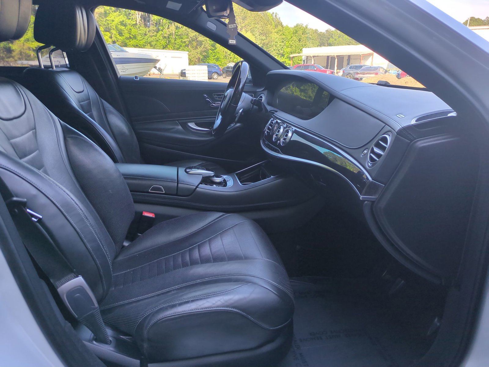 Used 2018 Mercedes-Benz S 560 4MATIC Sedan image 25