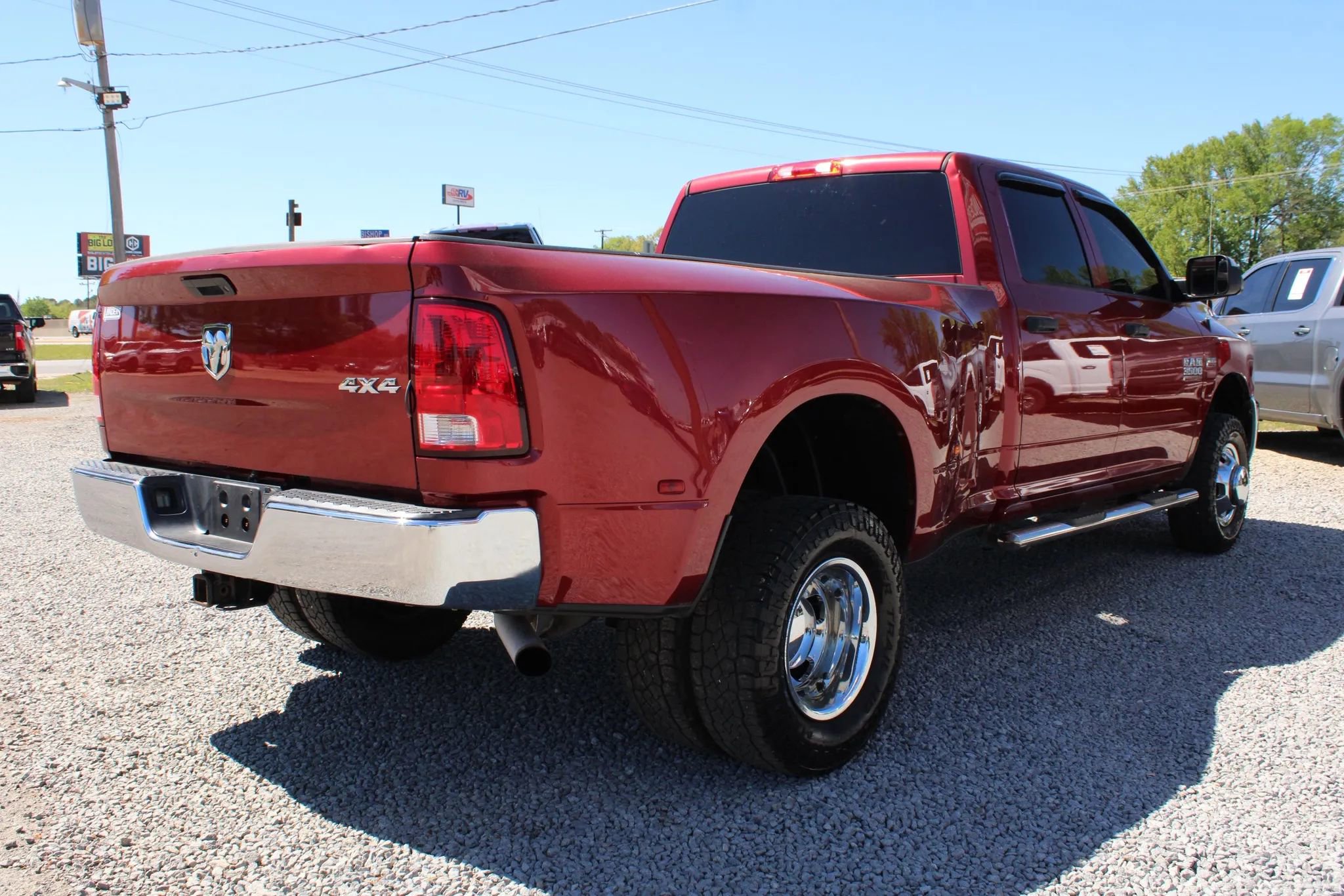 Used 2015 RAM 3500 Tradesman w/ Chrome Appearance Group image 8
