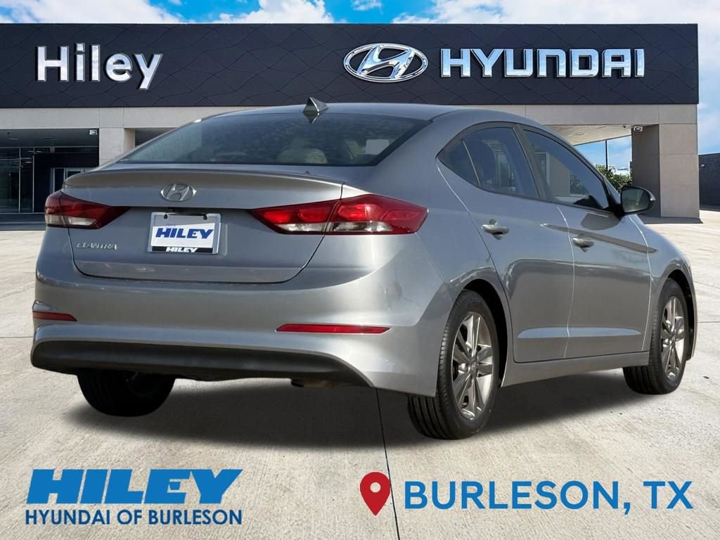 Used 2017 Hyundai Elantra SE image 4