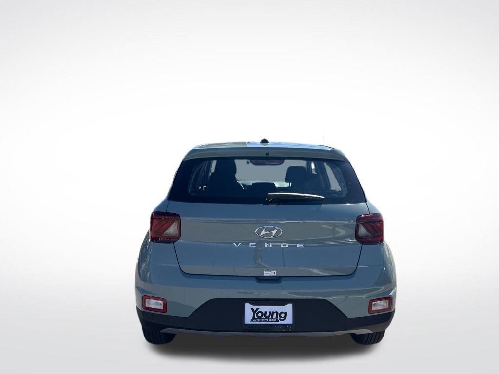 Used 2026 Hyundai Venue SE image 7