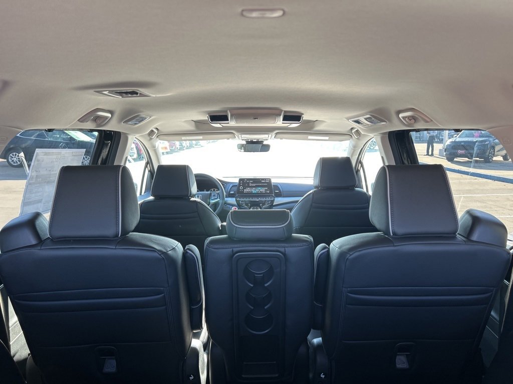 New 2026 Honda Odyssey Touring image 13