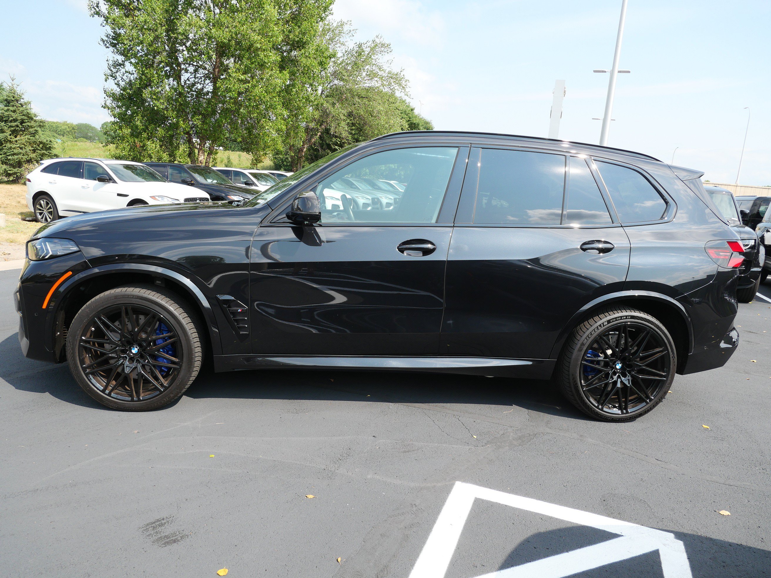 Used 2024 BMW X5 M Competition w/ Executive Package AWD/4WD image 2