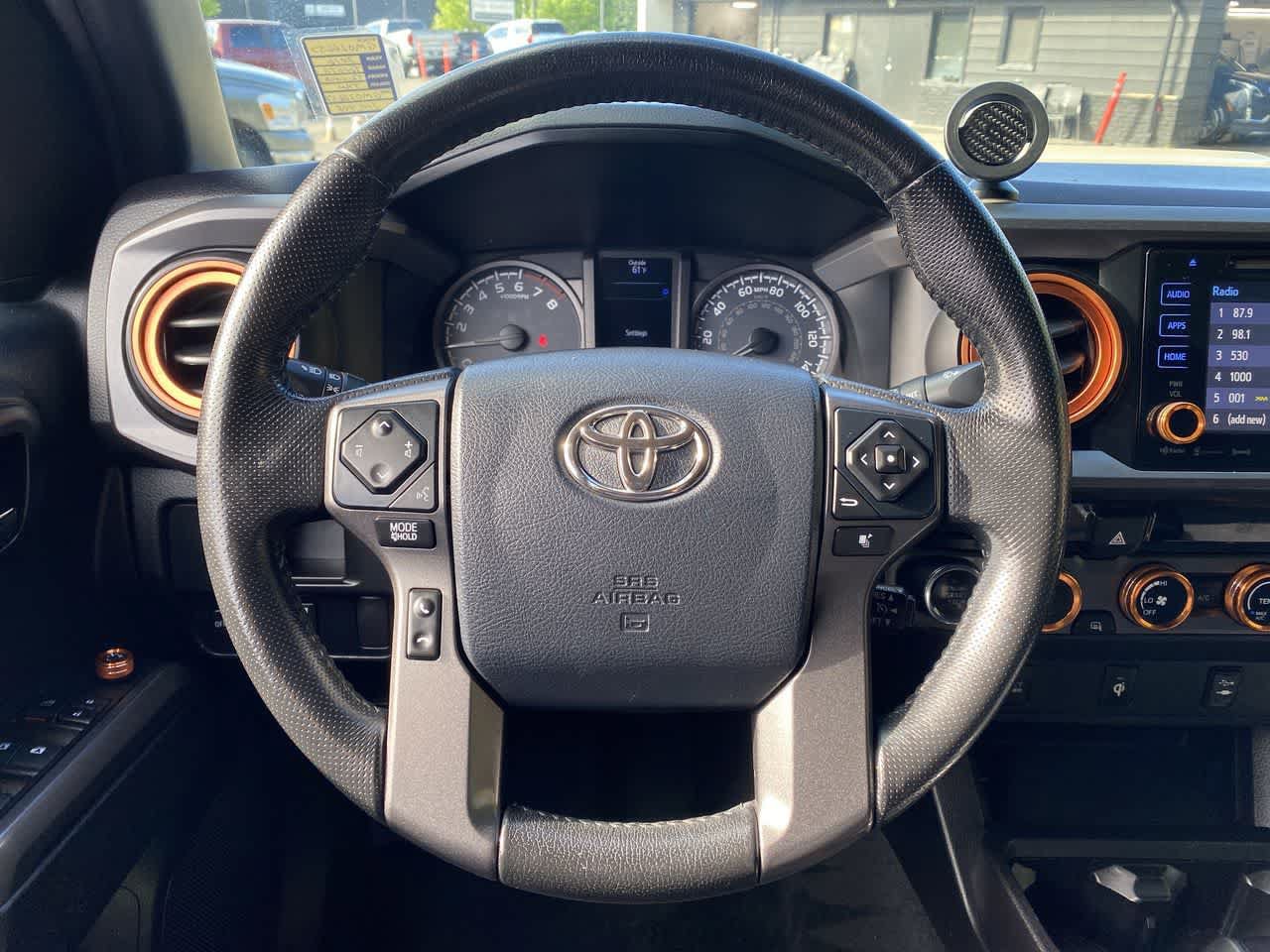 Used 2016 Toyota Tacoma TRD Sport w/ Towing Package AWD/4WD image 19
