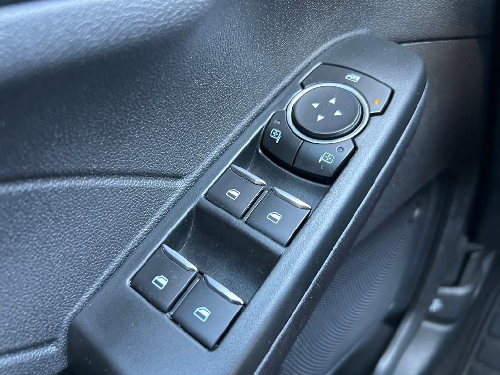 Used 2022 Ford Escape SEL w/ SEL Stealth AWD Package image 21