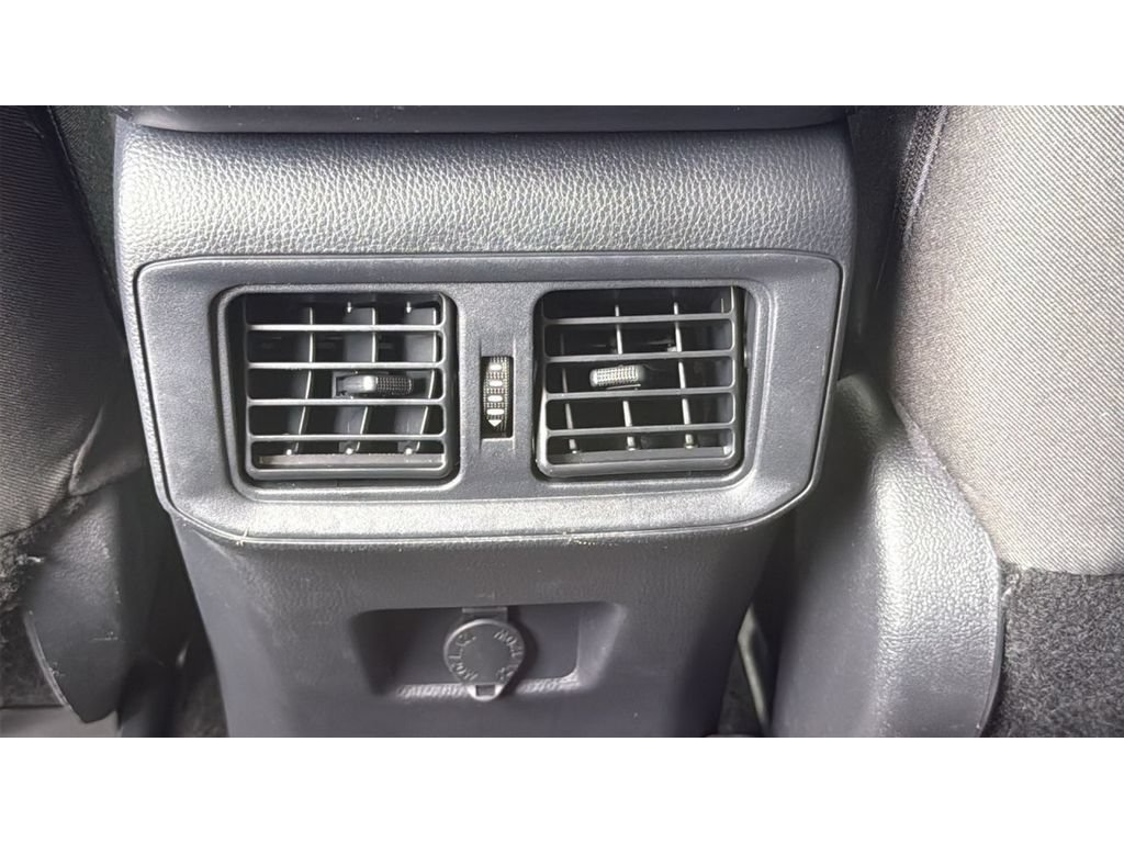 Certified 2025 Toyota RAV4 LE AWD/4WD image 31