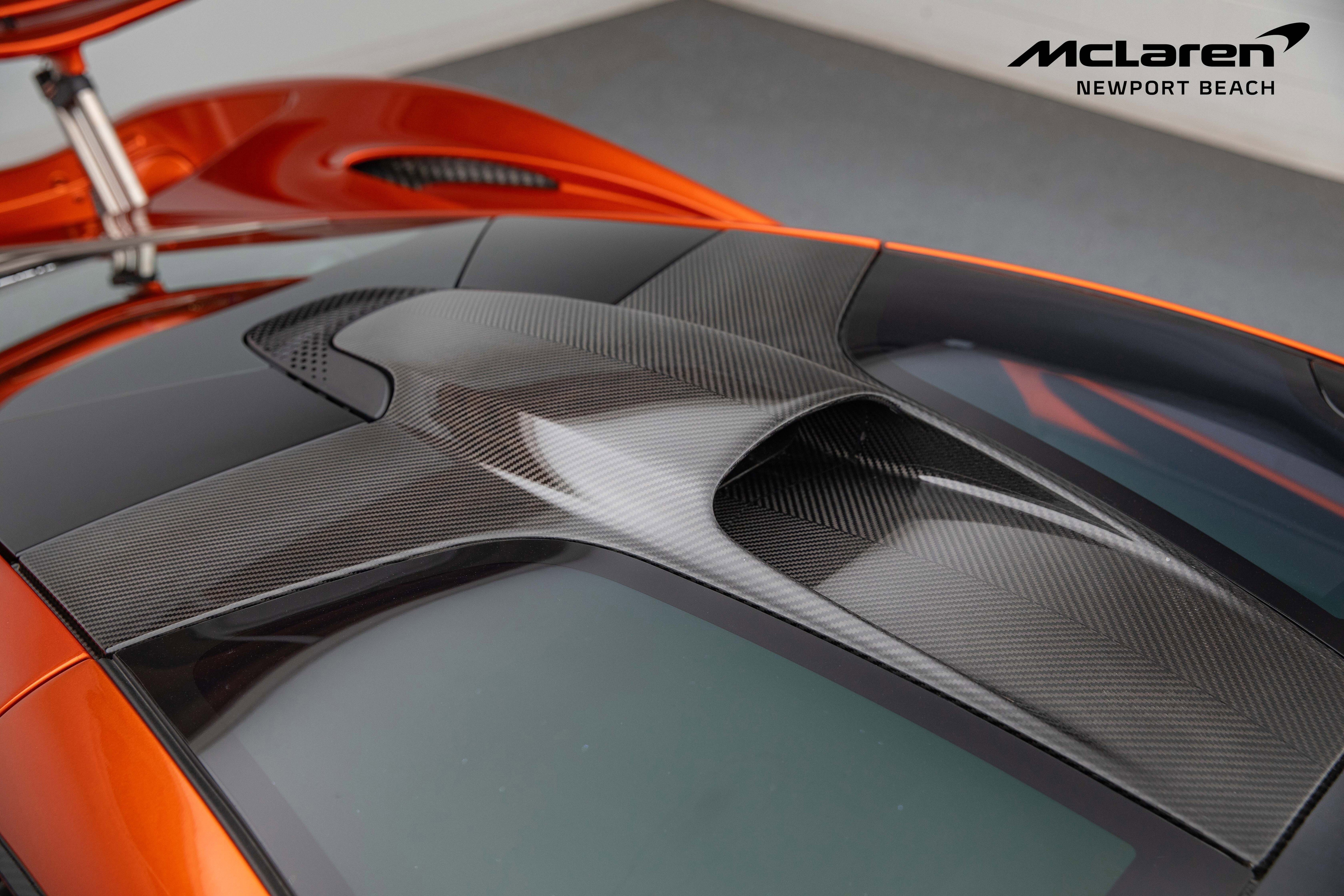 Used 2015 McLaren P1 RWD image 6