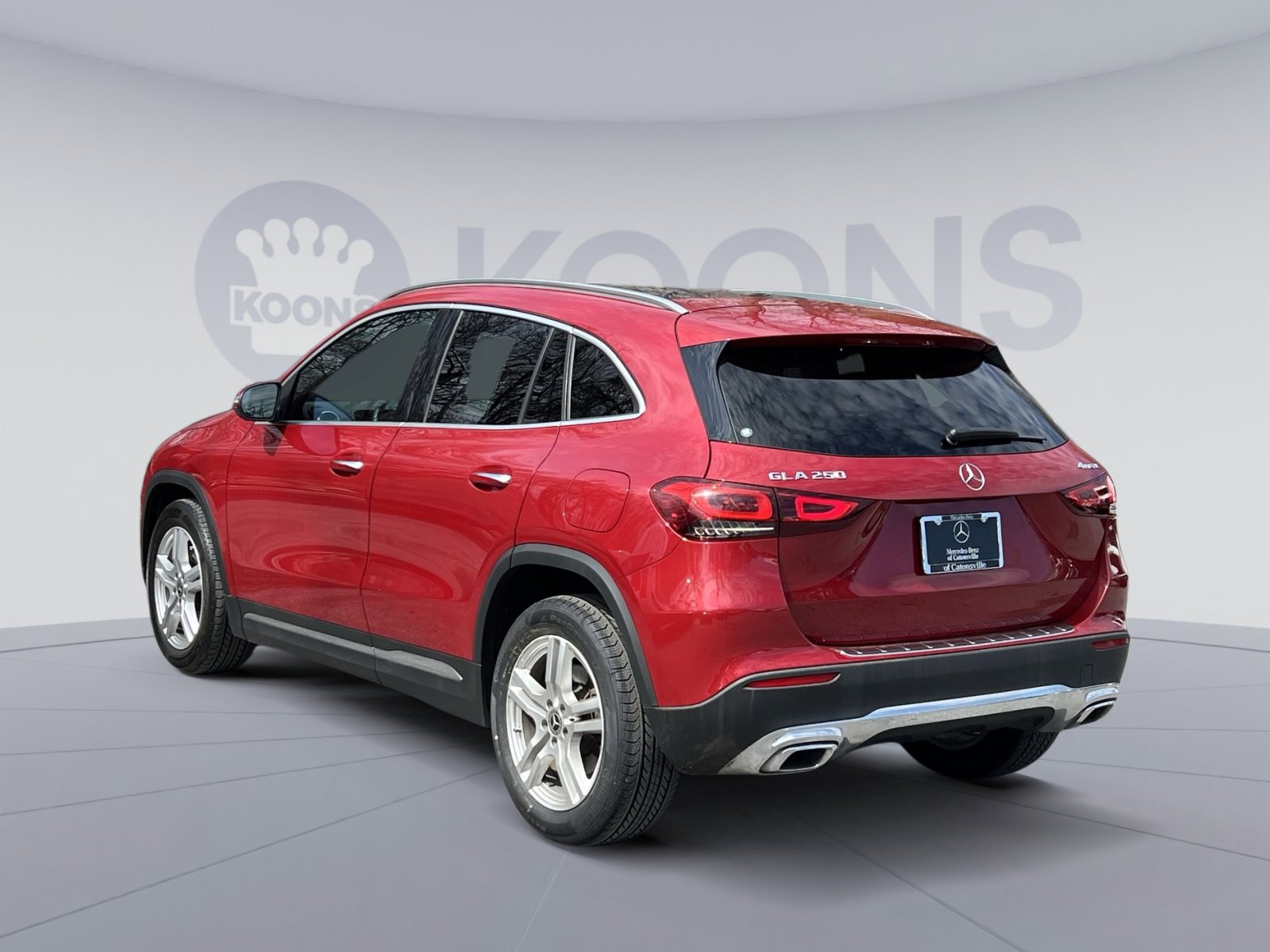 Certified 2021 Mercedes-Benz GLA 250 4MATIC w/ Premium Package image 4