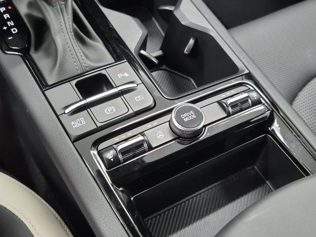 Used 2025 Kia K5 GT-Line image 33