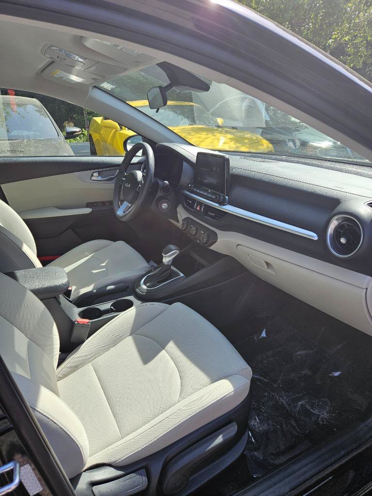 Used 2023 Kia Forte LXS FWD image 26