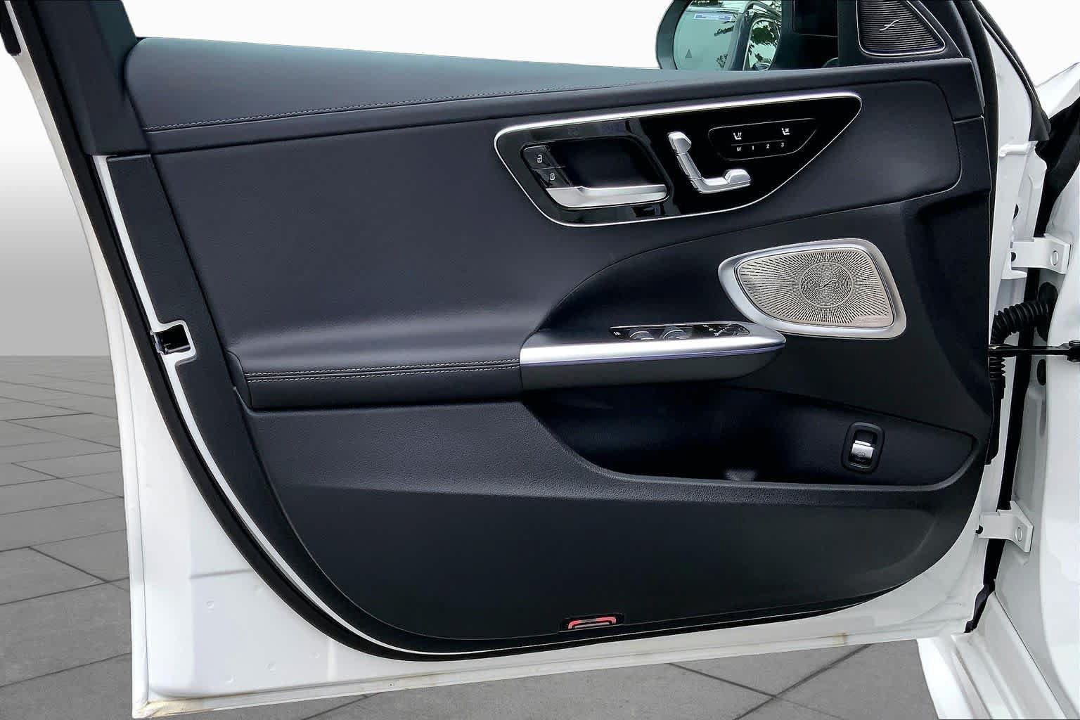 New 2026 Mercedes-Benz C 300 4MATIC Sedan image 14