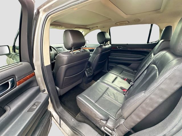Used 2015 Lincoln MKT FWD image 24