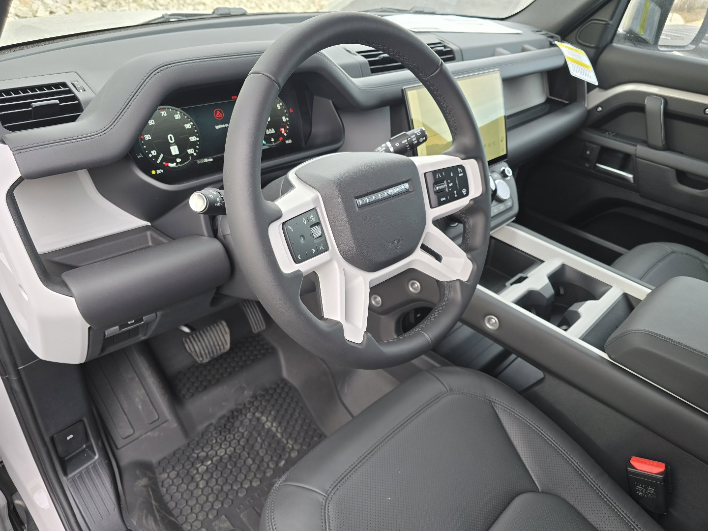 New 2026 Land Rover Defender 110 X-Dynamic SE image 37