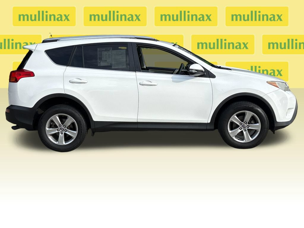Used 2015 Toyota RAV4 XLE FWD video 2